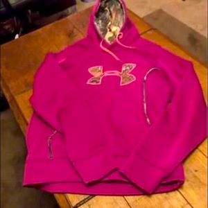 Underarmour Hoodie